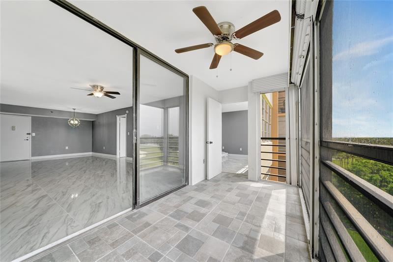 Image 35 of 53 For 1100 Saint Charles Pl  708