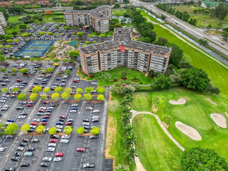 Image 45 of 53 For 1100 Saint Charles Pl  708