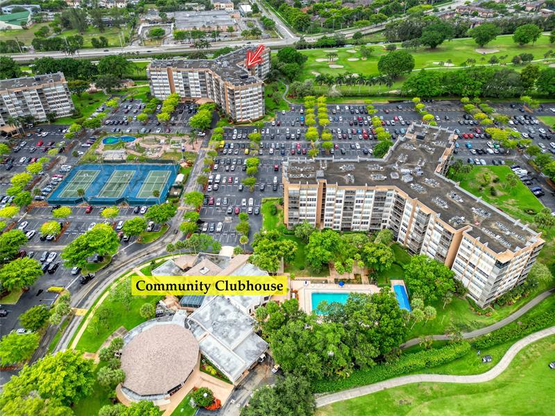 Image 52 of 53 For 1100 Saint Charles Pl  708