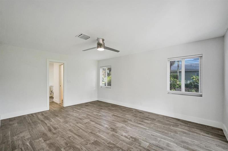 Image 18 of 50 For 11600 26th St