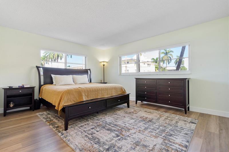 Image 13 of 26 For 3050 47th Ct  108