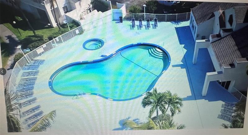 Image 19 of 47 For 3421 44th St  205