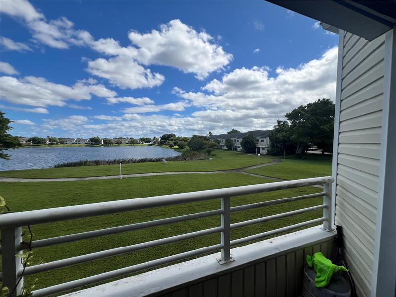 Image 35 of 47 For 3421 44th St  205