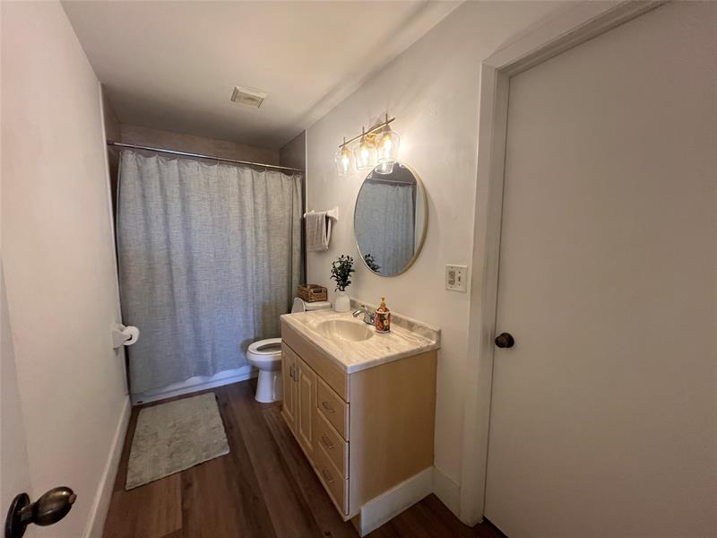 Image 45 of 47 For 3421 44th St  205