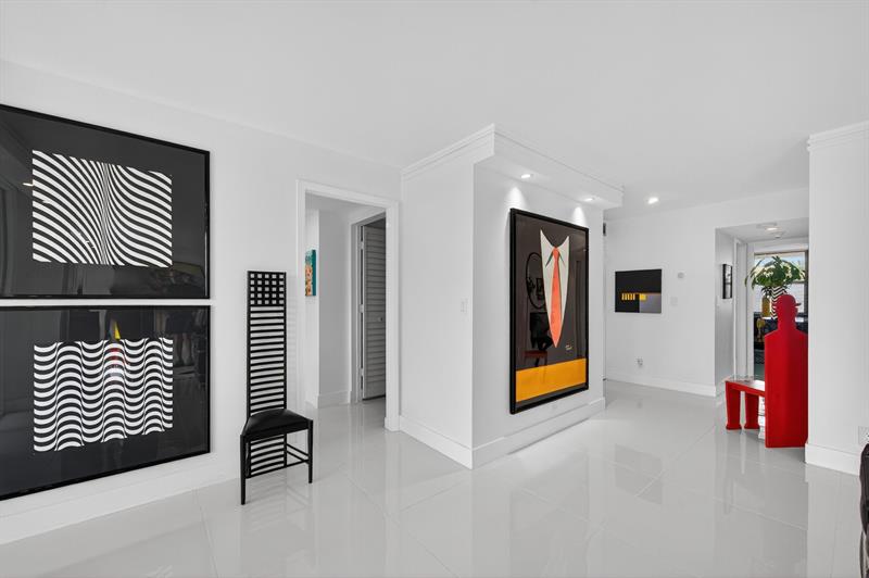 Image 10 of 82 For 936 Intracoastal Dr  3c