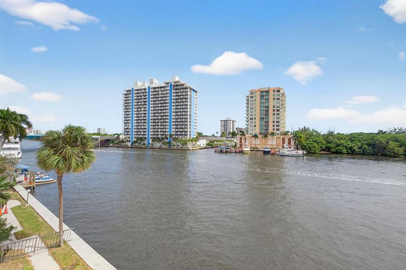 Image 36 of 82 For 936 Intracoastal Dr  3c