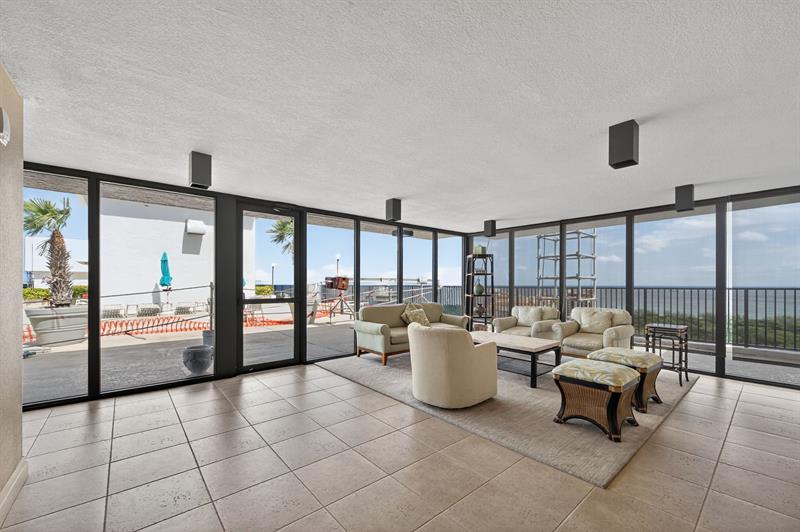 Image 47 of 82 For 936 Intracoastal Dr  3c