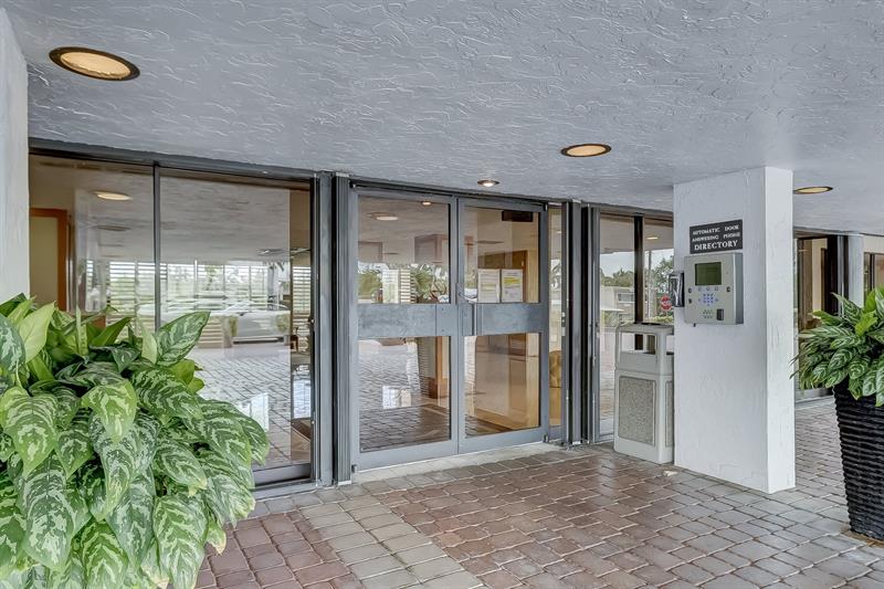 Image 59 of 82 For 936 Intracoastal Dr  3c
