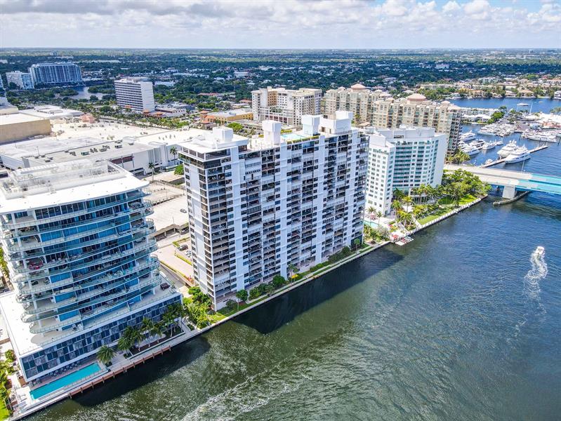 Image 72 of 82 For 936 Intracoastal Dr  3c
