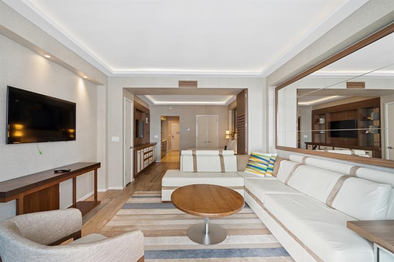 Image 5 of 34 For 551 Fort Lauderdale Beach  H906