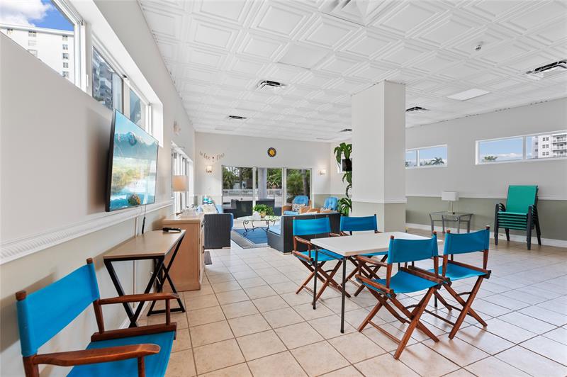Image 31 of 41 For 720 Bayshore Dr  701