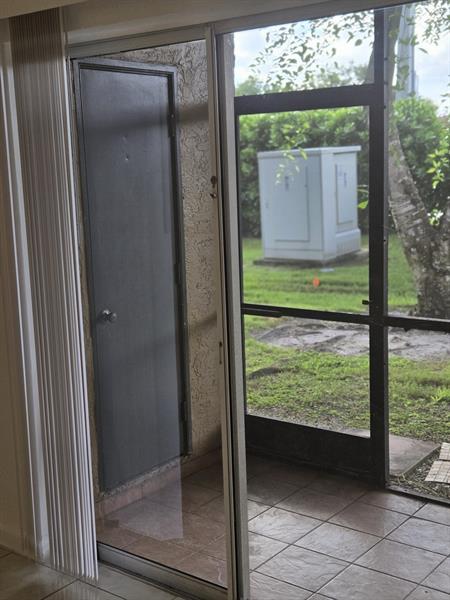 Image 5 of 16 For 10481 8th St  102