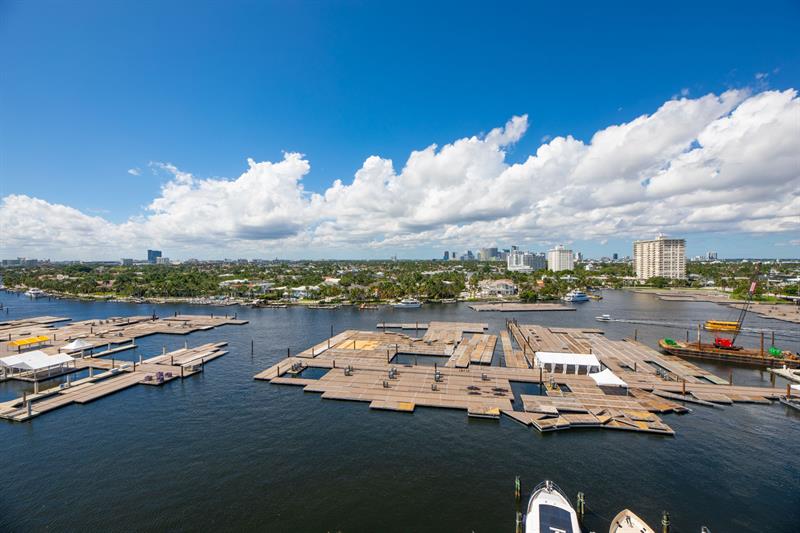 Image 42 of 61 For 1 Las Olas Circle  1102