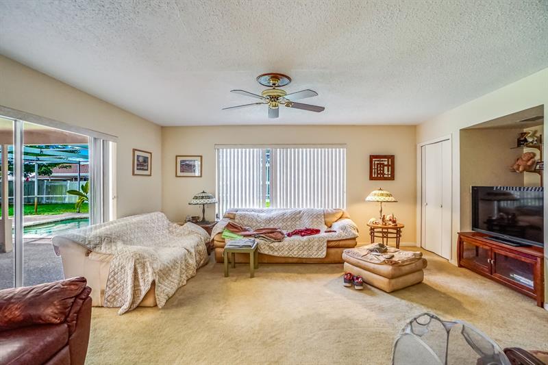 Image 15 of 26 For 1901 75th Ave