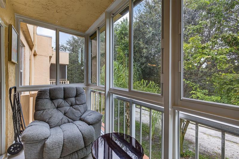 Image 12 of 14 For 8400 Lagos De Campo Blvd  303
