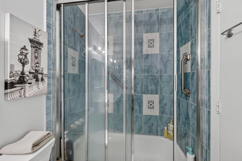 Image 4 of 14 For 8400 Lagos De Campo Blvd  303