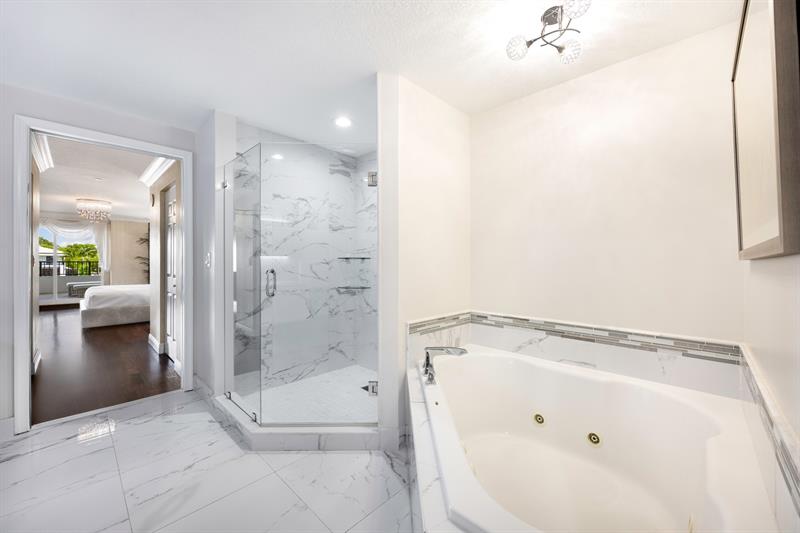 Image 29 of 40 For 615 Bayshore Dr  105