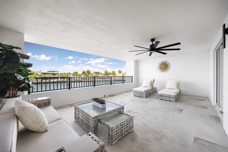 Image 32 of 40 For 615 Bayshore Dr  105