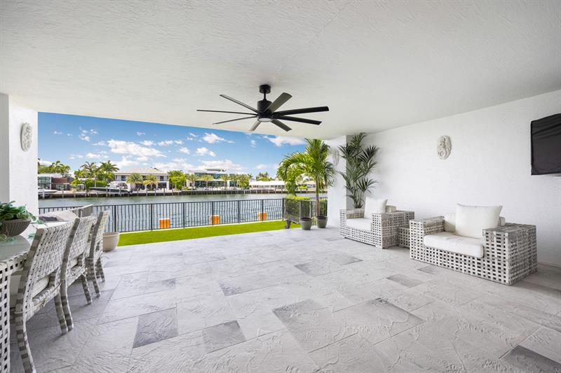 Image 34 of 40 For 615 Bayshore Dr  105