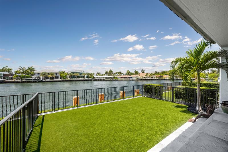 Image 36 of 40 For 615 Bayshore Dr  105