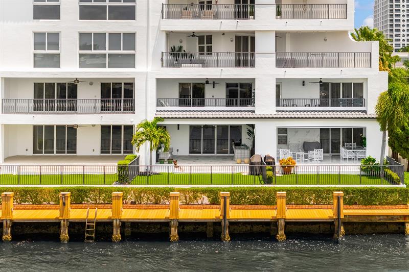 Image 39 of 40 For 615 Bayshore Dr  105