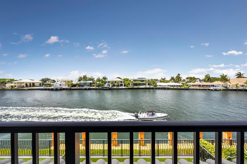 Image 4 of 40 For 615 Bayshore Dr  105