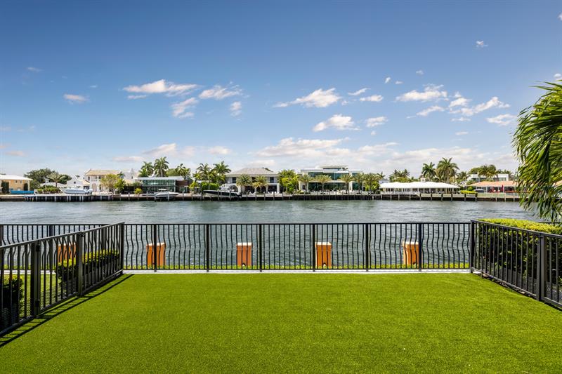 Image 5 of 40 For 615 Bayshore Dr  105