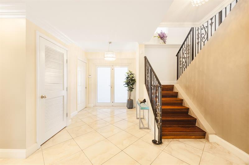 Image 6 of 40 For 615 Bayshore Dr  105