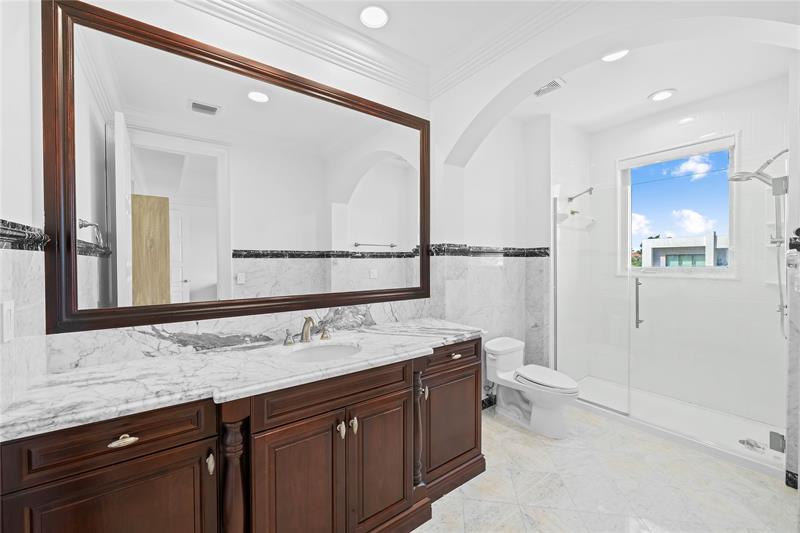 Image 37 of 42 For 861 Nafa Dr  
