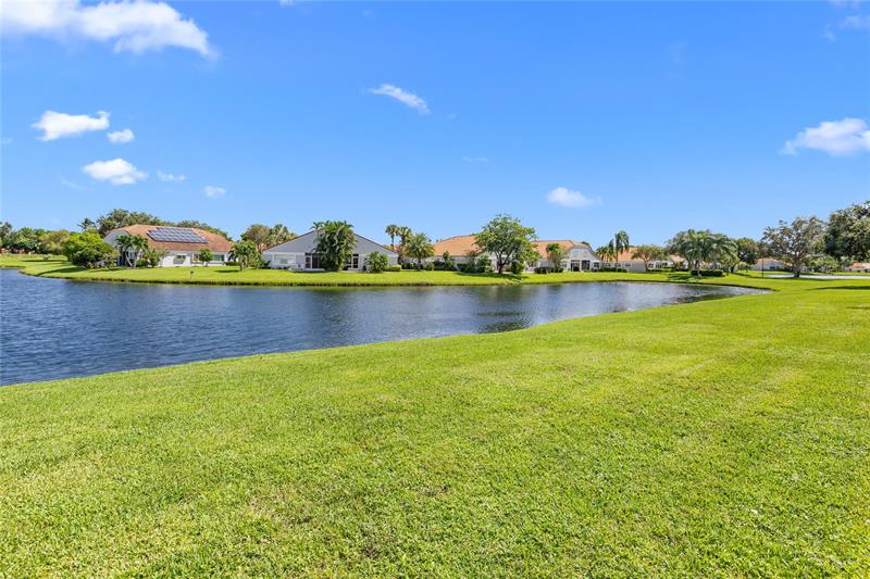 Image 28 of 40 For 15204 Tranquillity Lake Drive