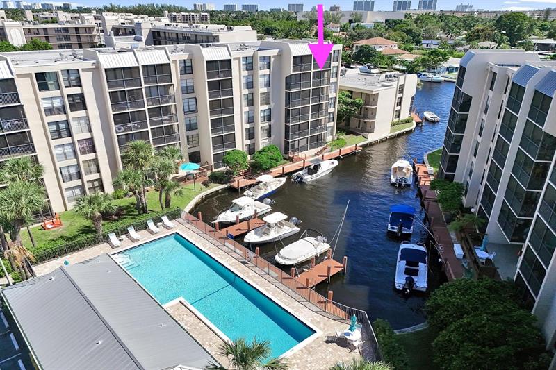 Image 4 of 36 For 20 Royal Palm Way  501