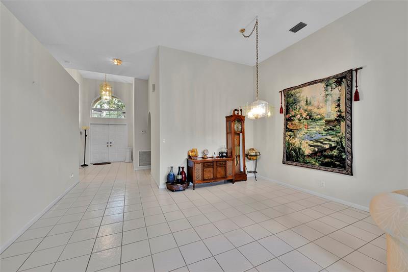 Image 31 of 41 For 5791 48th Dr