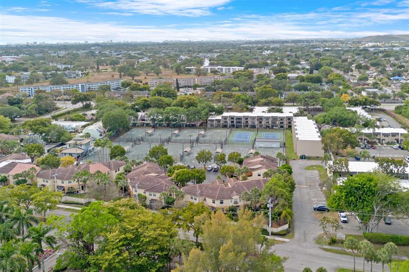 Image 42 of 44 For 2990 Deer Creek Country Club Blvd  2990