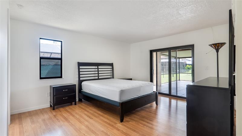 Image 23 of 49 For 15600 Huntridge Rd