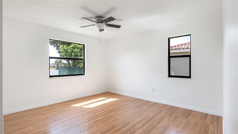 Image 29 of 49 For 15600 Huntridge Rd