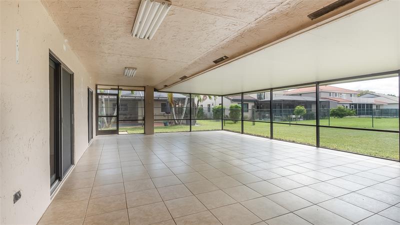 Image 35 of 49 For 15600 Huntridge Rd