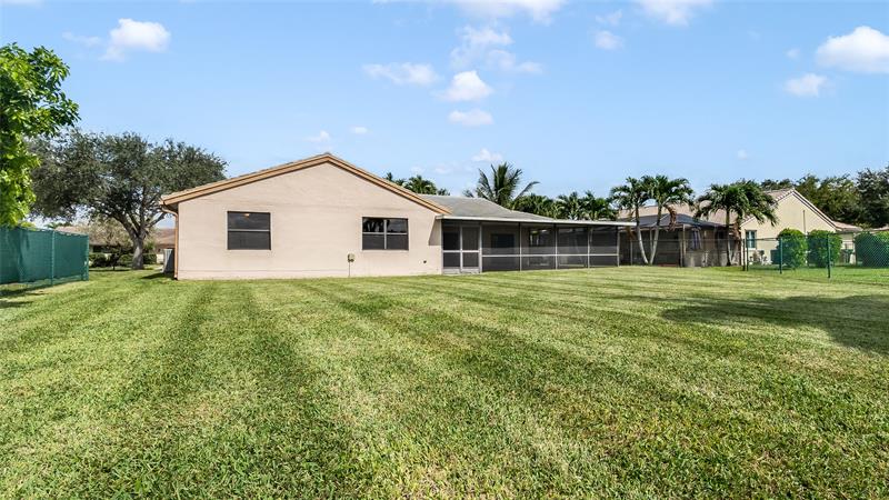 Image 42 of 49 For 15600 Huntridge Rd