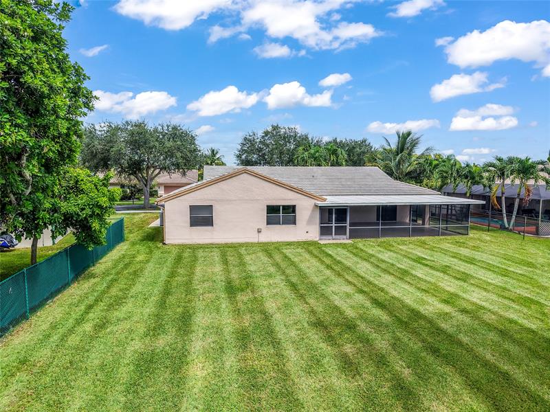 Image 48 of 49 For 15600 Huntridge Rd