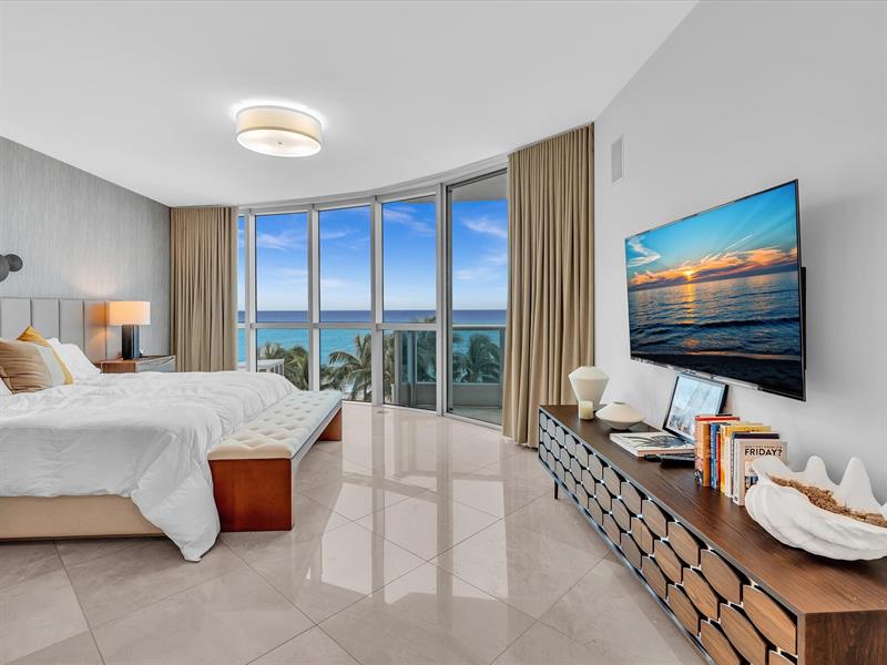 Image 10 of 53 For 1600 Ocean Blvd  403