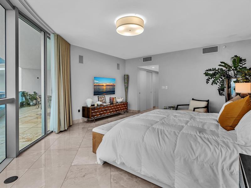 Image 12 of 53 For 1600 Ocean Blvd  403