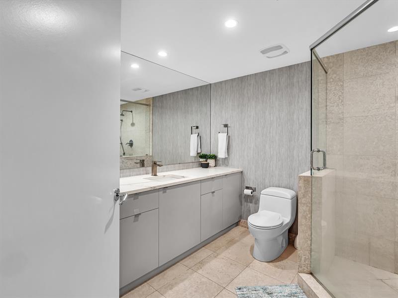 Image 14 of 53 For 1600 Ocean Blvd  403