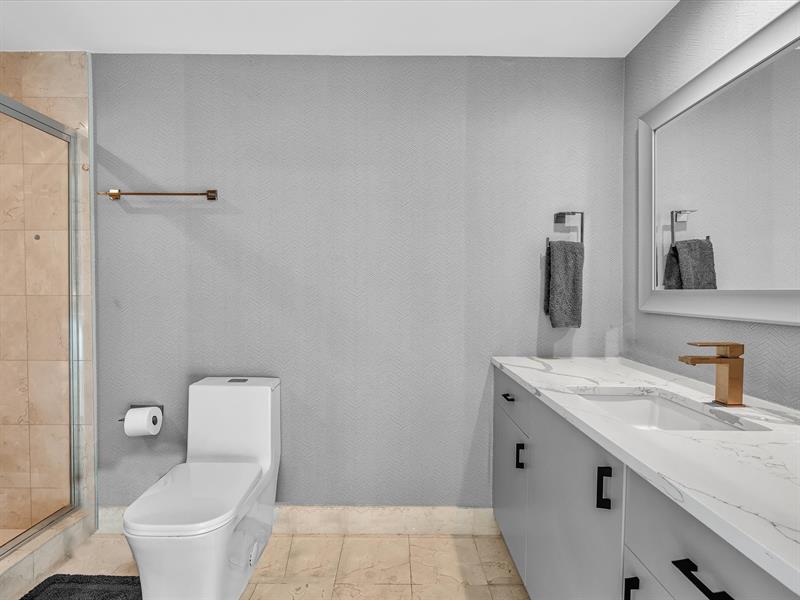 Image 23 of 53 For 1600 Ocean Blvd  403