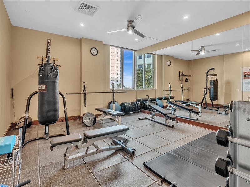 Image 52 of 53 For 1600 Ocean Blvd  403