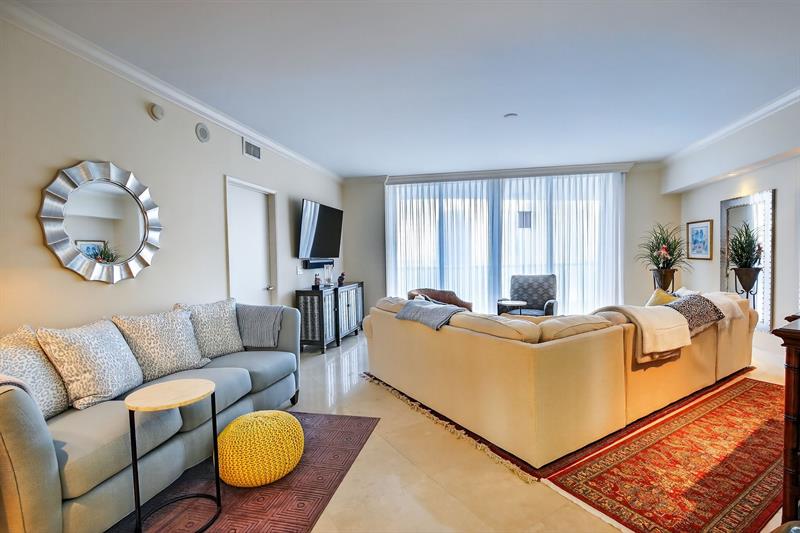 Image 19 of 56 For 333 Las Olas Way  2303