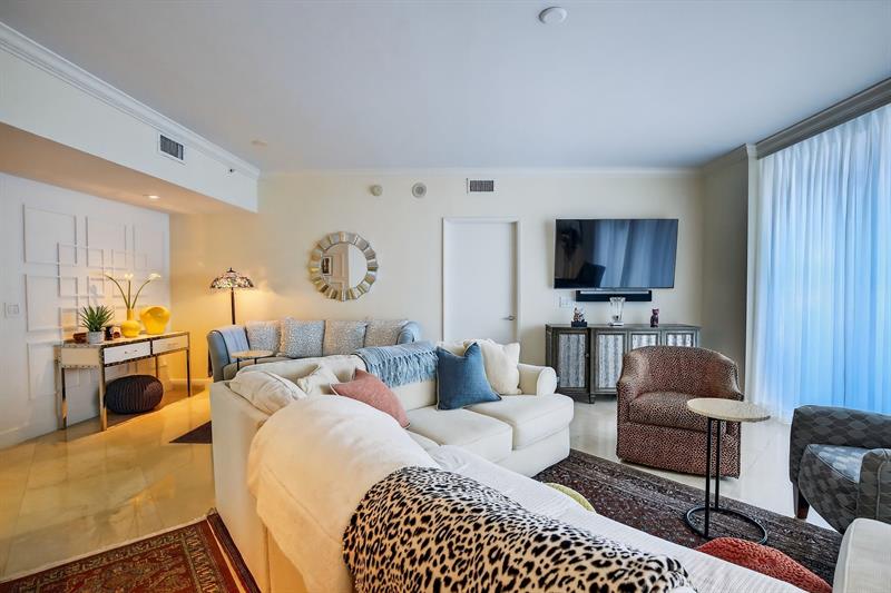 Image 24 of 56 For 333 Las Olas Way  2303