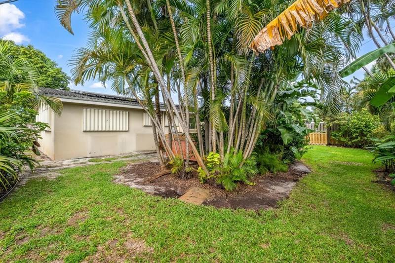 Image 6 of 15 For 2906 9th Ter