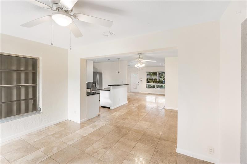 Image 9 of 15 For 2906 9th Ter