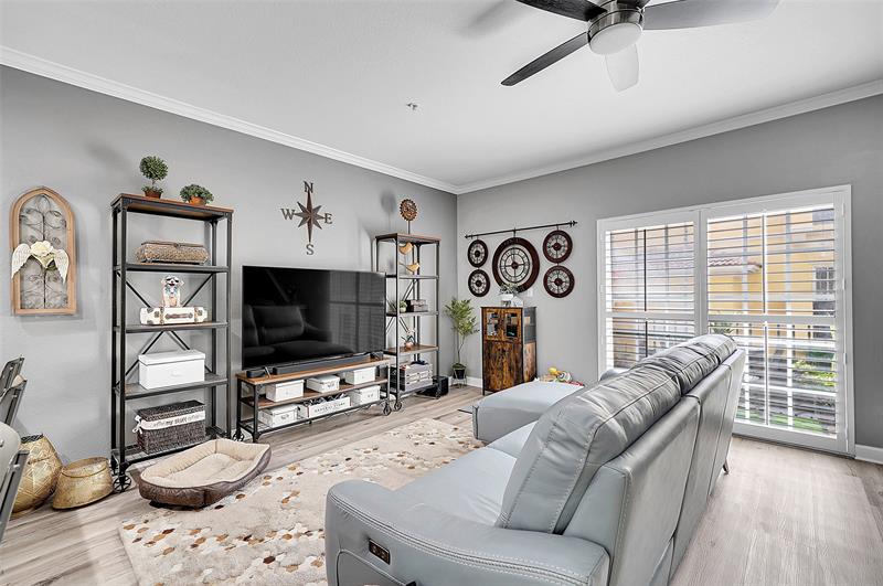 Image 24 of 51 For 2512 14th Ave  503