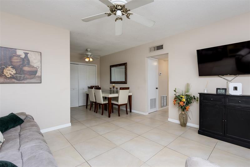 Image 13 of 27 For 350 Cypress Rd  522