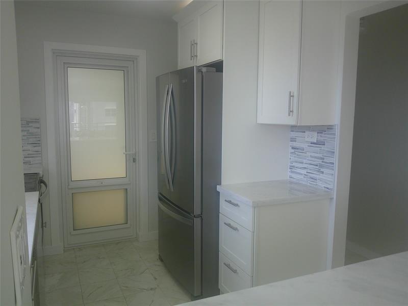 Image 17 of 39 For 1630 Ocean Blvd  814